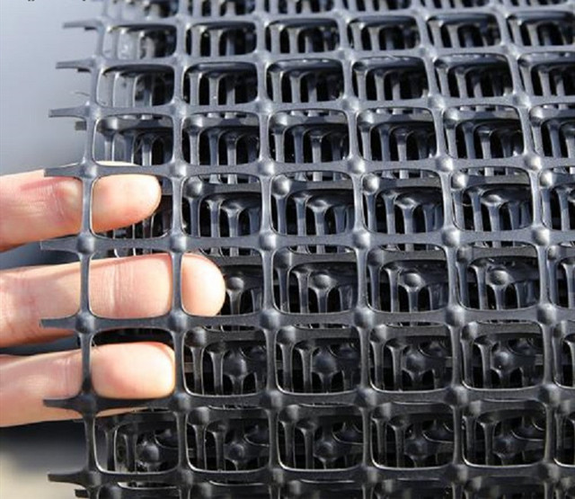 Steel Plastic Geogrids.jpg