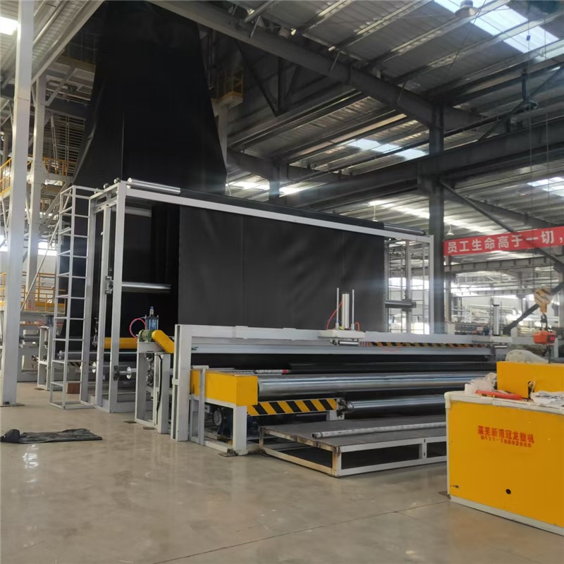 Revestimiento de estanque de geomembrana de HDPE negro en venta.jpg