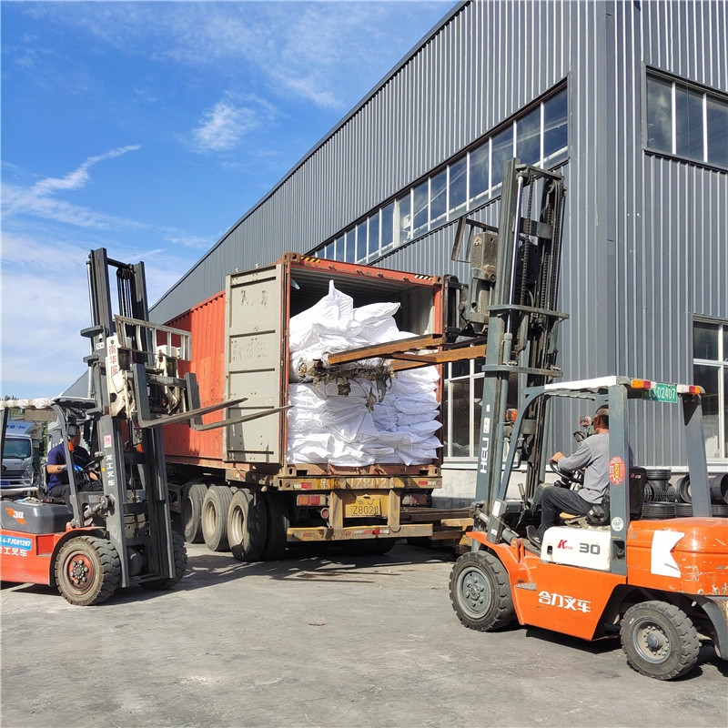 Tablero de drenaje con hoyuelos de HDPE blanco Exportación a Europa.jpg