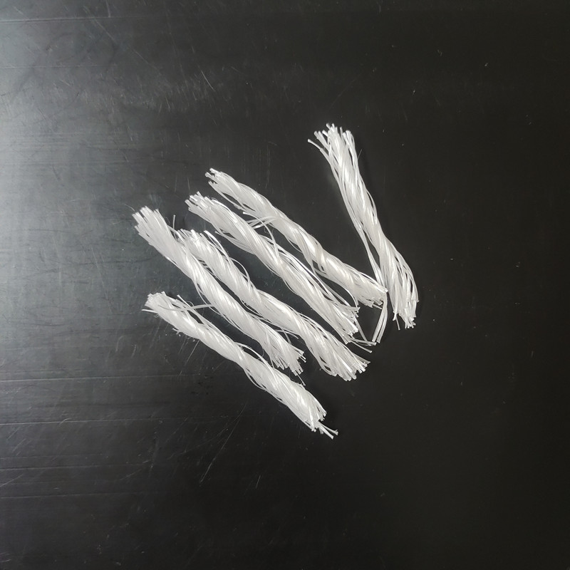 Paquete de fibras retorcidas de polipropileno para hormigón.jpg