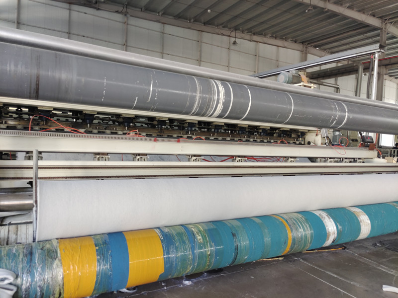 Geotextil no tejido punzonado de fibra cortada de PP.jpg Geotextil no tejido punzonado de fibra cortada de PP.jpg