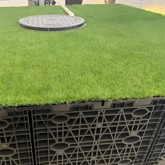 Colección de aguas de lluvia de carretera.jpg Colección de aguas de lluvia de carretera.jpg