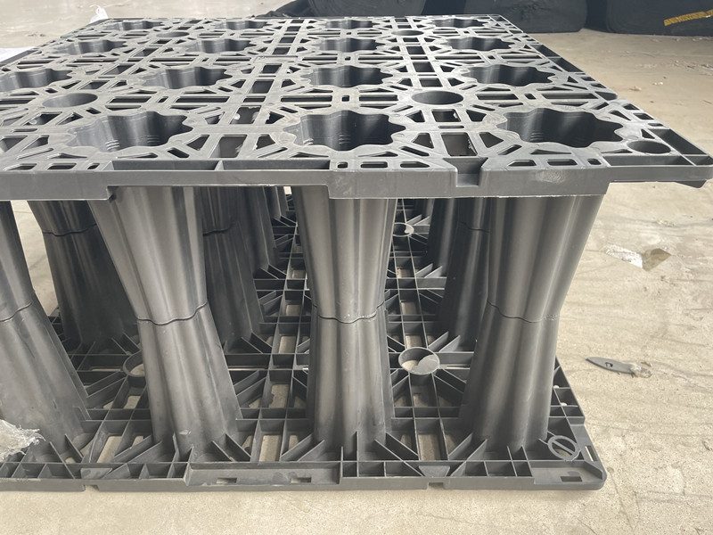 Módulos modulares de almacenamiento de agua de lluvia.jpg