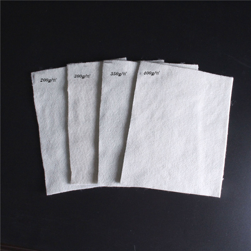 Geotextil no tejido para filtración de suelo de 200 g a 800 g/m² (jpg) Geotextil no tejido para filtración de suelo de 200 g a 800 g/m² (jpg)