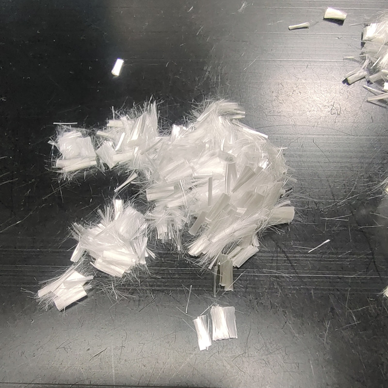 Fibra monofilamento de polipropileno para hormigón.jpg