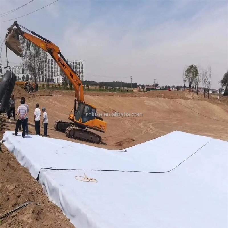 Geotextil para revestimiento de vertedero.jpg