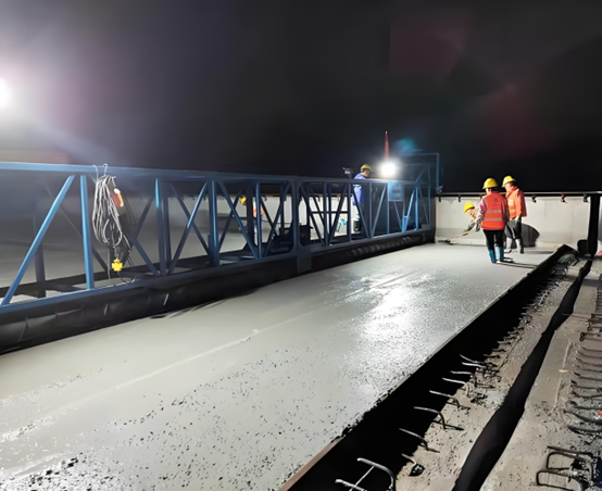 Fibra PP trenzada específica para carreteras de hormigón.png Fibra PP trenzada específica para carreteras de hormigón.png