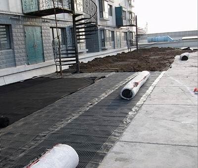 Tablero de drenaje con hoyuelos para muro de contención.jpg