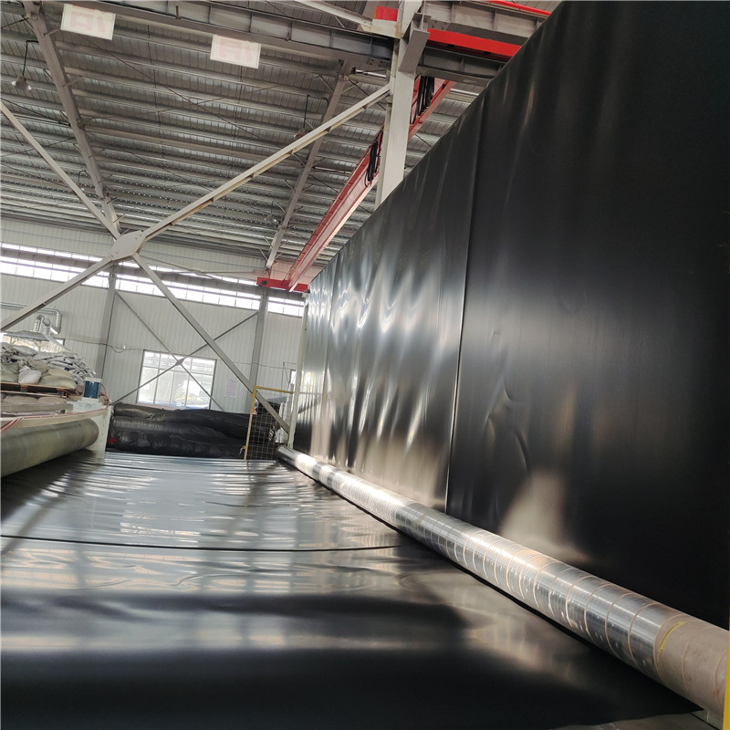 Luke HDPE Geomembrane Liner for Pond Landfill Mining.jpg